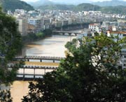 信宜明天天气